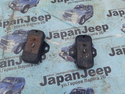 Подушка двс 12361-67030 12381-67020 TOYOTA LAND CRUISER PRADO