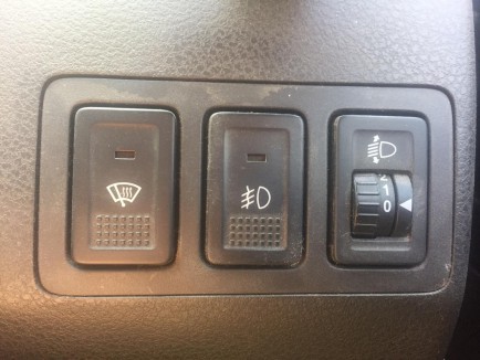 Кнопка корректора фар SUZUKI ESCUDO