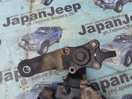 Шаровая опора нижняя левая 43340-39325 43340-39465 TOYOTA LAND CRUISER PRADO