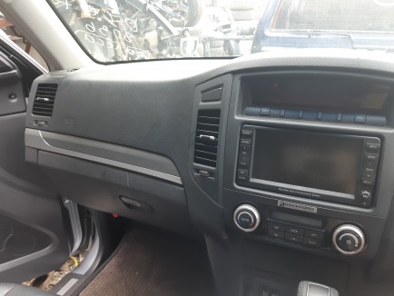 Блок управления климат-контролем MITSUBISHI PAJERO OEM 7820A131XA V97W 2006